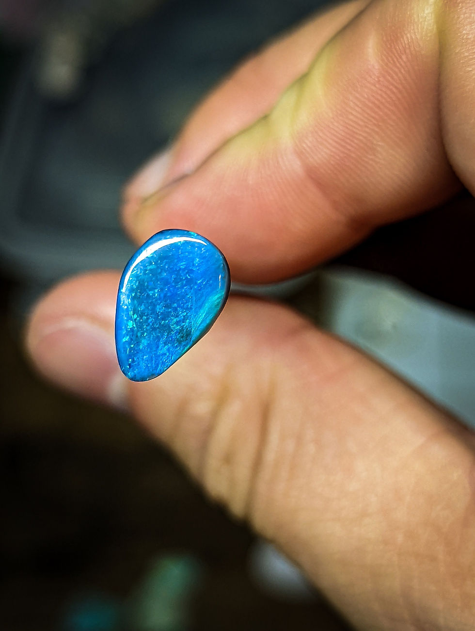 Miniature : Opale noire d'Australie, Lightning Ridge, 1.2 carats