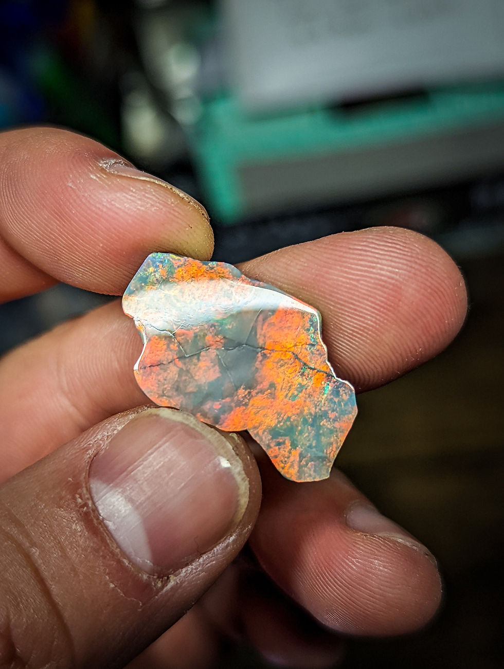 Miniature : Sublime opale sombre d'Australie, Mintabie , 13.2 carats