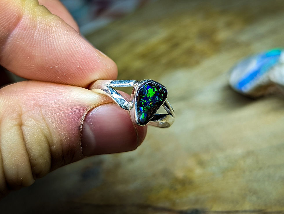 Bague double anneau en argent 925 avec une opale boulder d'Australie, taille 55