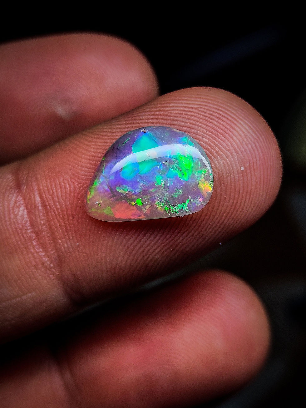 Miniature : Belle opale cristal d'Australie, Lightning Ridge, 1.4 carats