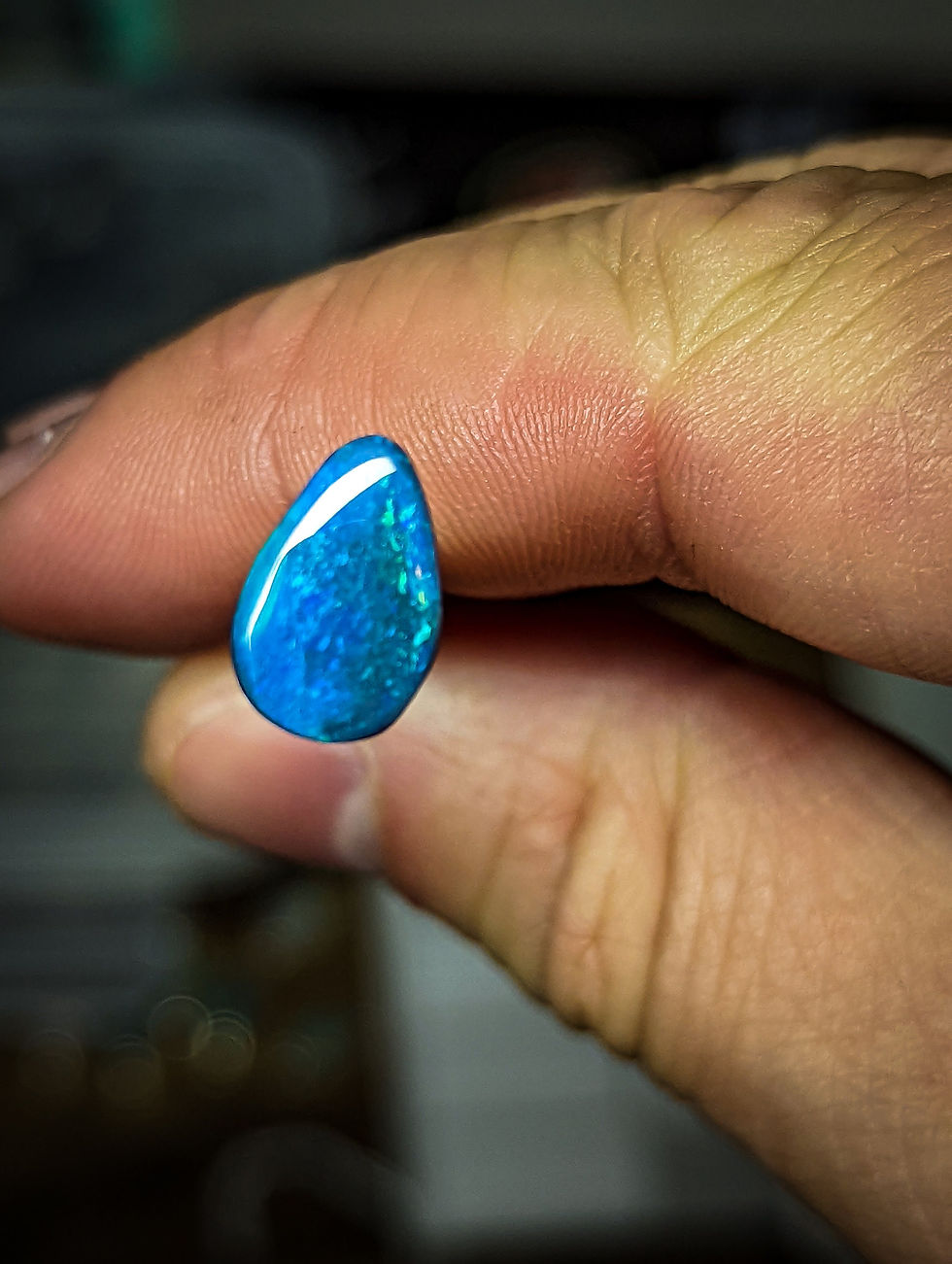 Miniature : Opale noire d'Australie, Lightning Ridge, 1.2 carats