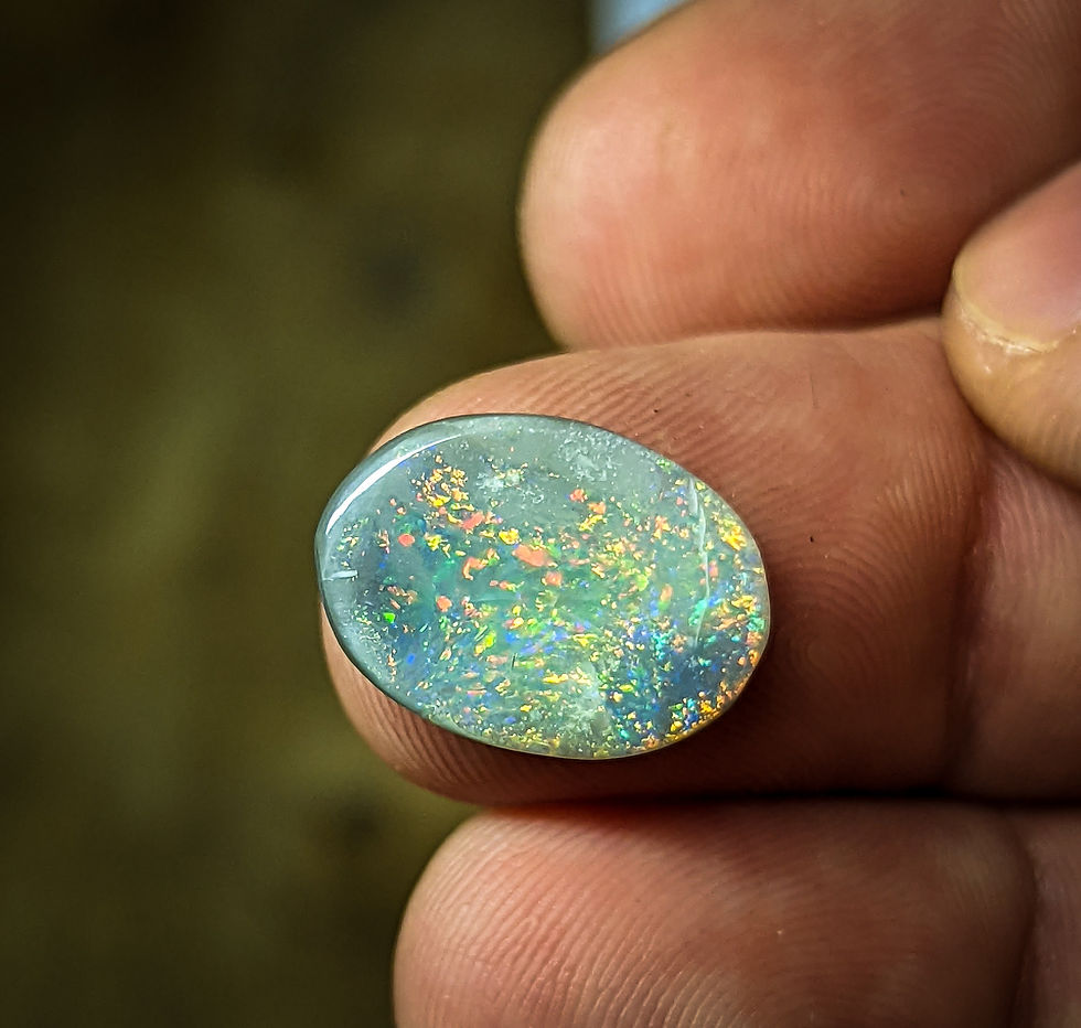 Miniature : Opale sombre d'Australie, Lightning Ridge, 3.4 carats