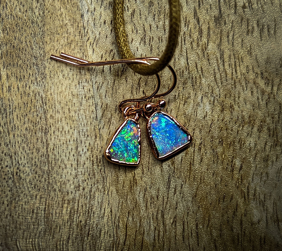 Miniature : Boucles d'oreilles en opales d'Australie, en cuivre, electroformage, earrings so
