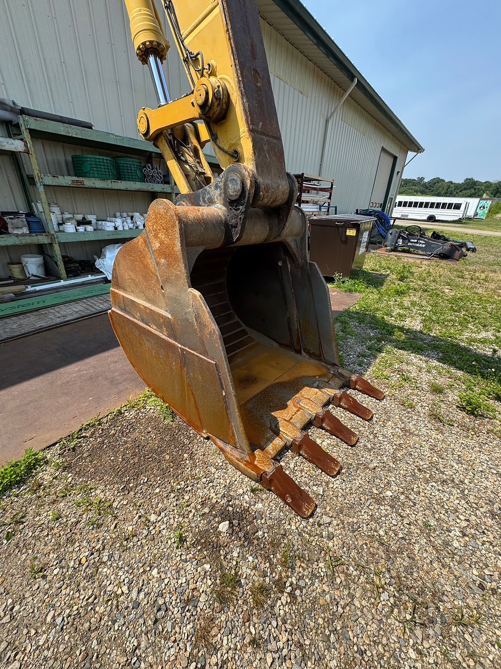 Thumbnail: 2004 KOMATSU PC400LC-7L 