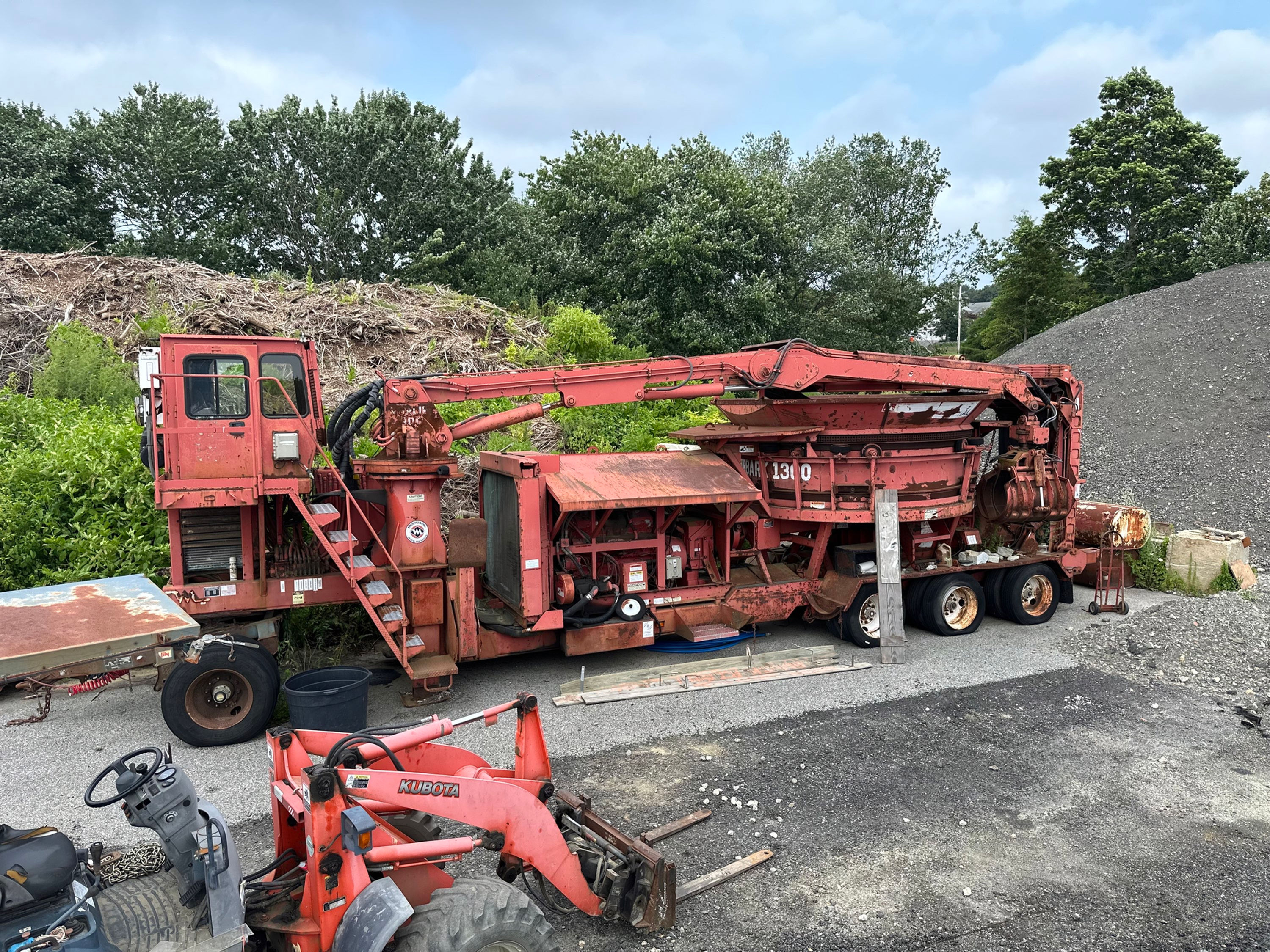 2003 Morbark 1300b tub grinder