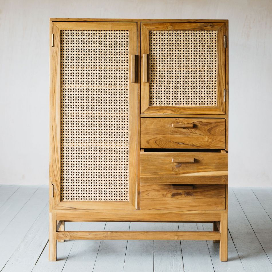Thumbnail: Nour Cabinet