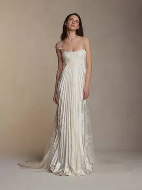 daniel frankel wedding dress Noa Danielle removing it later on in the night for dinner and dancing Danielle Frankel