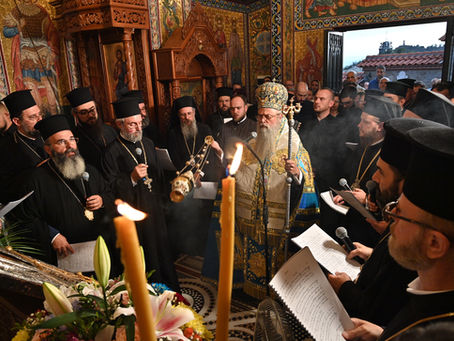 Молебен канон на Пресвета Богородица в храм "Св. Архангели" в Пловдив