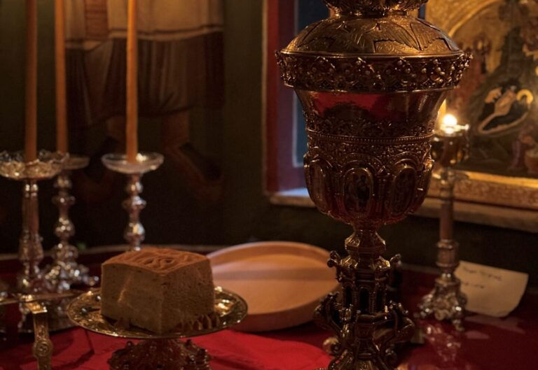 От пасхалната трапеза към Светата Евхаристия