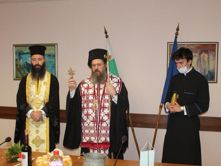 Епископ Поликарп извърши водосвет в СЕМ