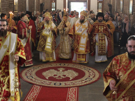 Празнична архиерейска Литургия и свещенически офикии в Деня на София 