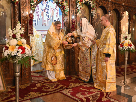 Обновление и архиерейска света Литургия в храм "Св. Възнесение Господне" в град Пловдив