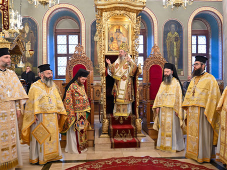 Архиерейска Василиева св. Литургия на Велики Четвъртък в Пловдив