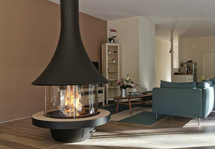 Profitez de l’expertise Autour du Feu pour choisir votre solution de chauffage : conseils personnalisés, poêles, inserts, installation et accompagnement.