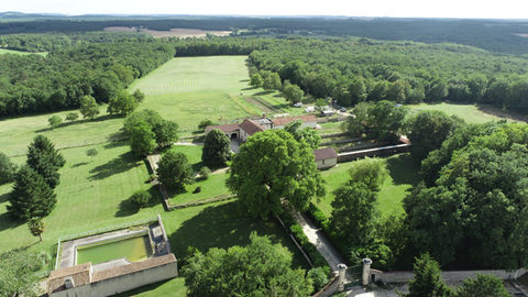 Le Domaine du Perchet Dressage et entrainement canin, pension canine, enclos cynégétique à Dirac