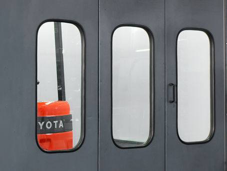 Carretillas de Ocasión en Carretillas Barcelona: Equipos Restaurados con Recambios Originales para un Rendimiento Óptimo