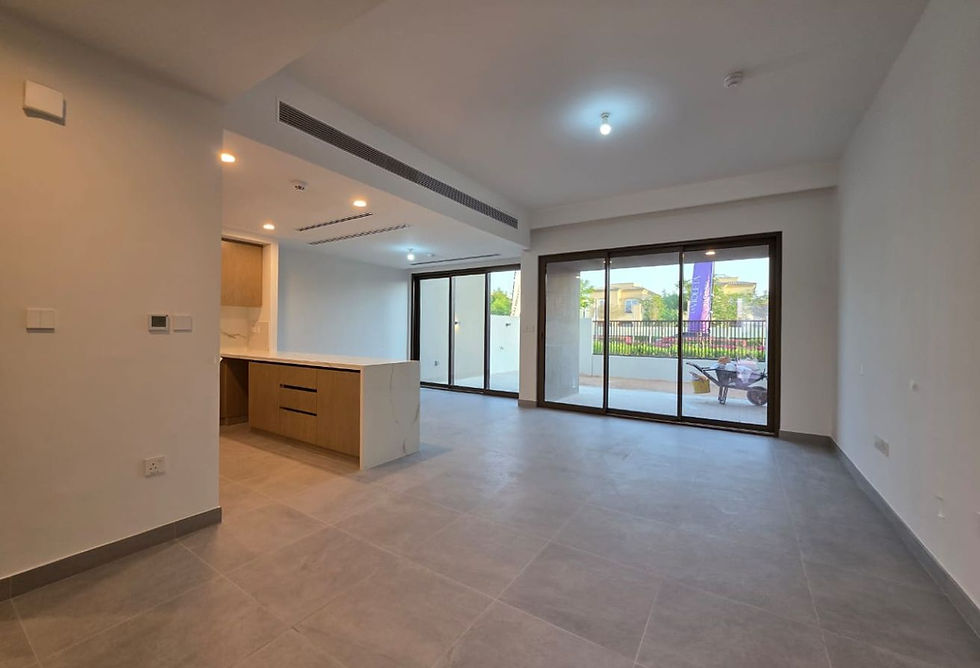 Single Row | 3BR Townhouse