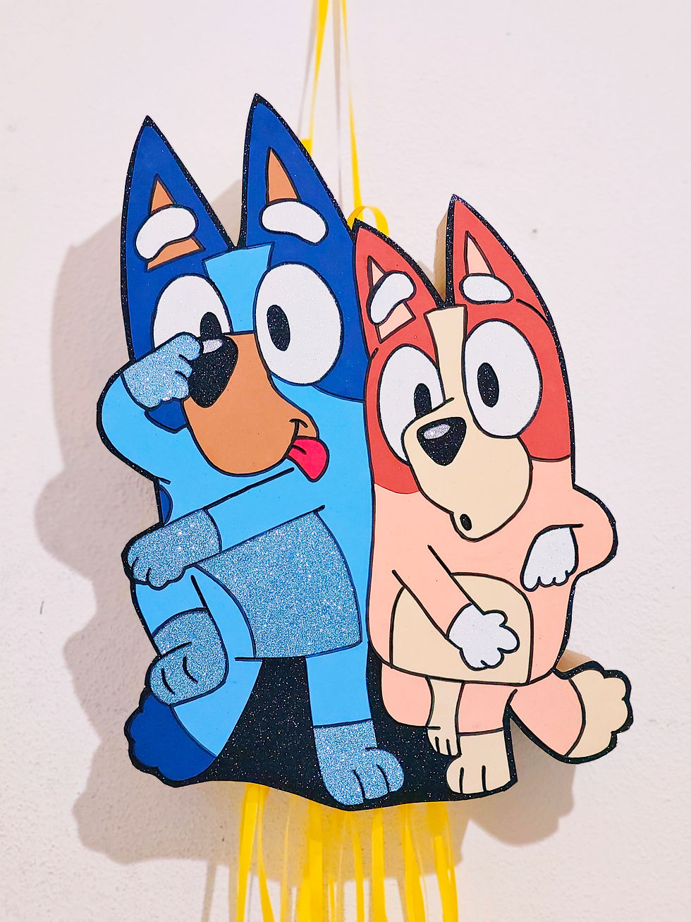Piñata personalizada de Bluey para cumpleaños infantil en Madrid