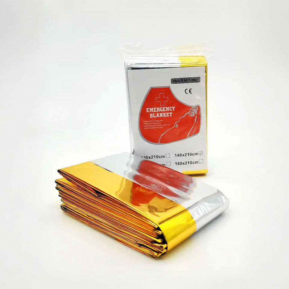 lot de deux couvertures de survie