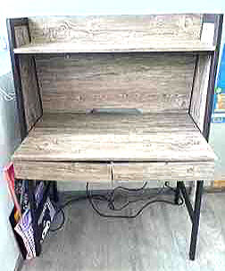 Study Table Disposal in Singapore - Junk Value Recycling
