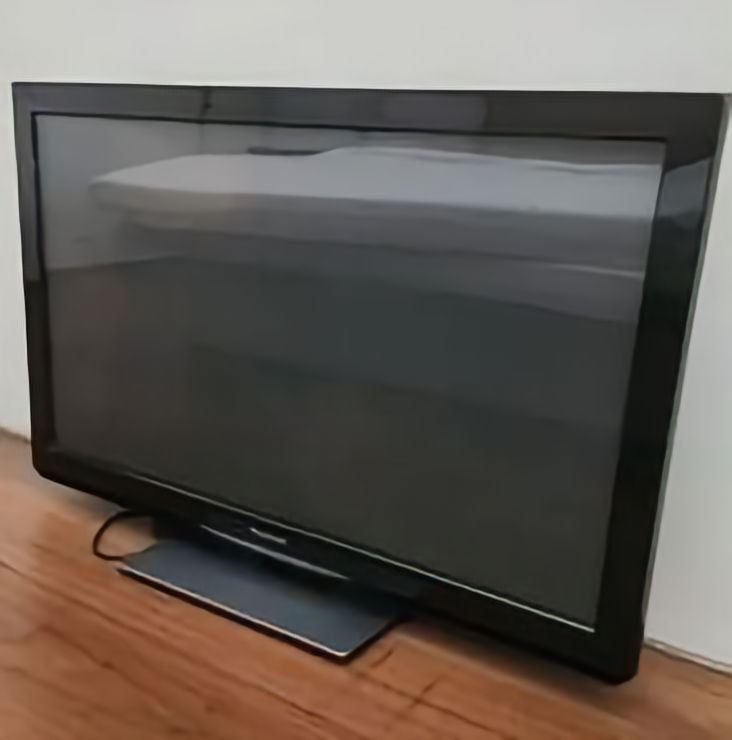 Old TV Disposal Singapore - Junk Value Recycling