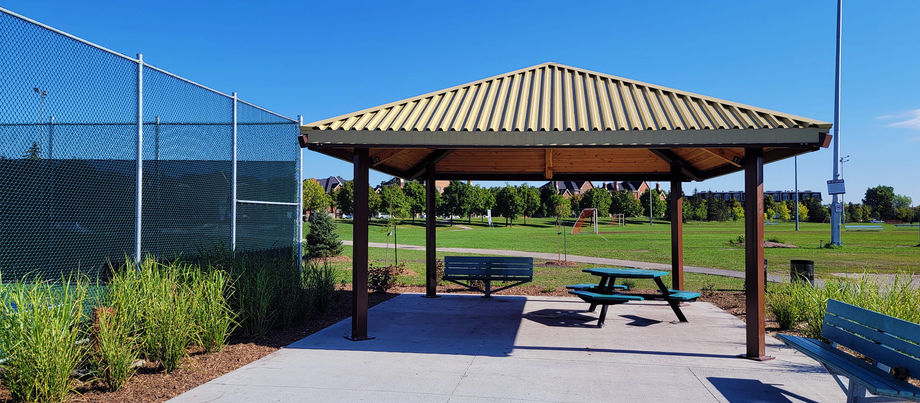 Conception, fabrication et installation de mobilier urbain – pavillon (gazebo), Montréal.