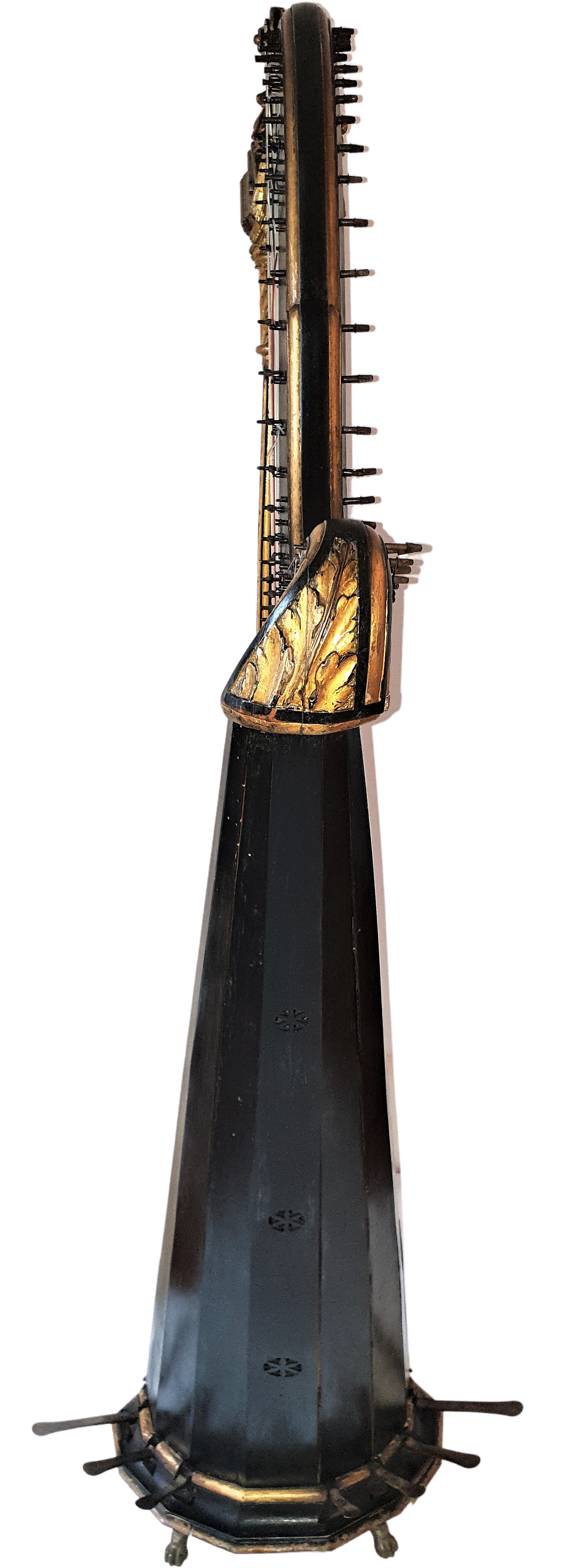 Miniature : HARPE en bois sculpté doré signé Lepine à Paris