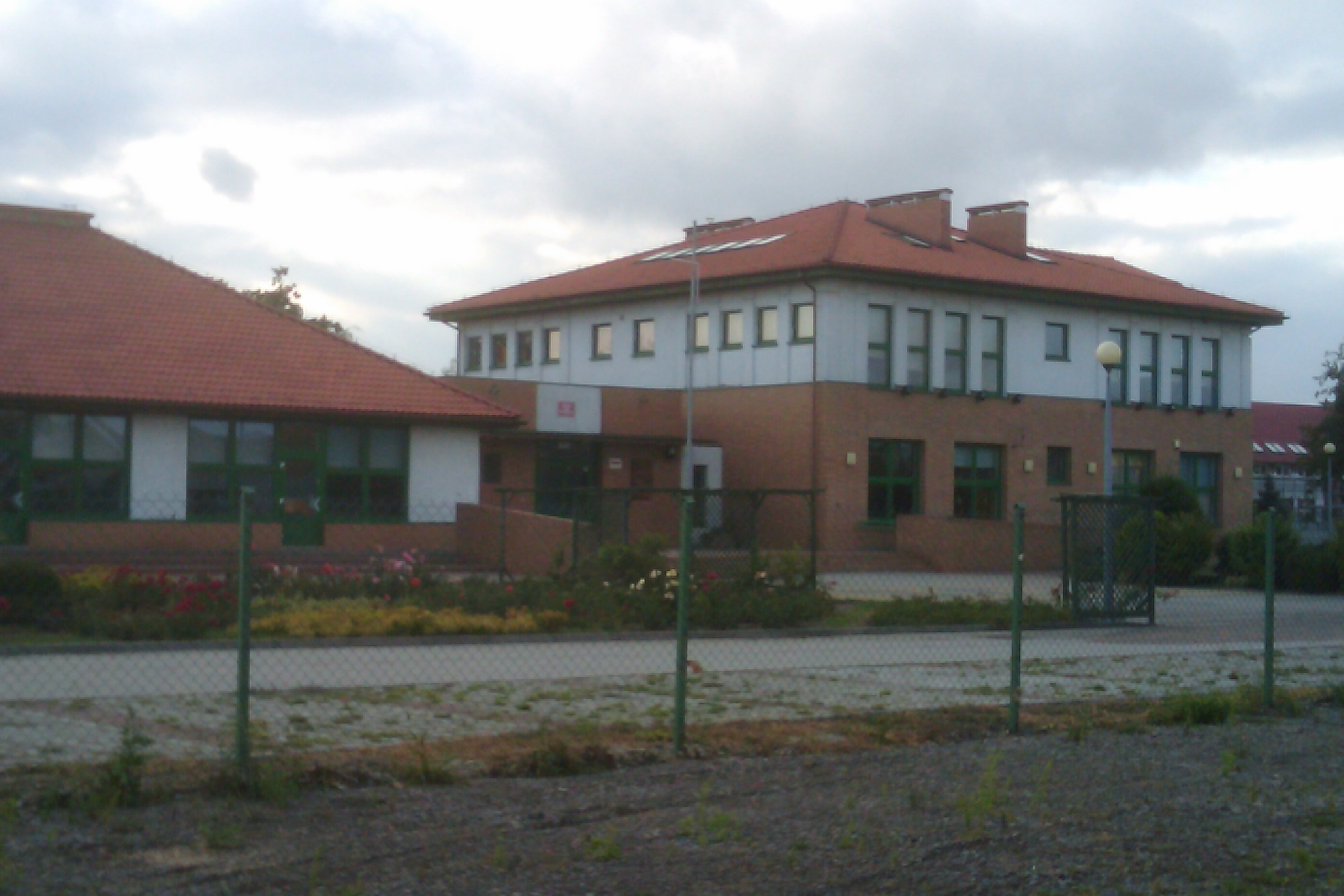 SZKOŁA W RADWANICACH
