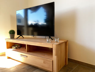 Wohnzimmer_TV-min.jpeg