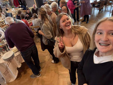 Glada människor på Etiopieneftermiddag