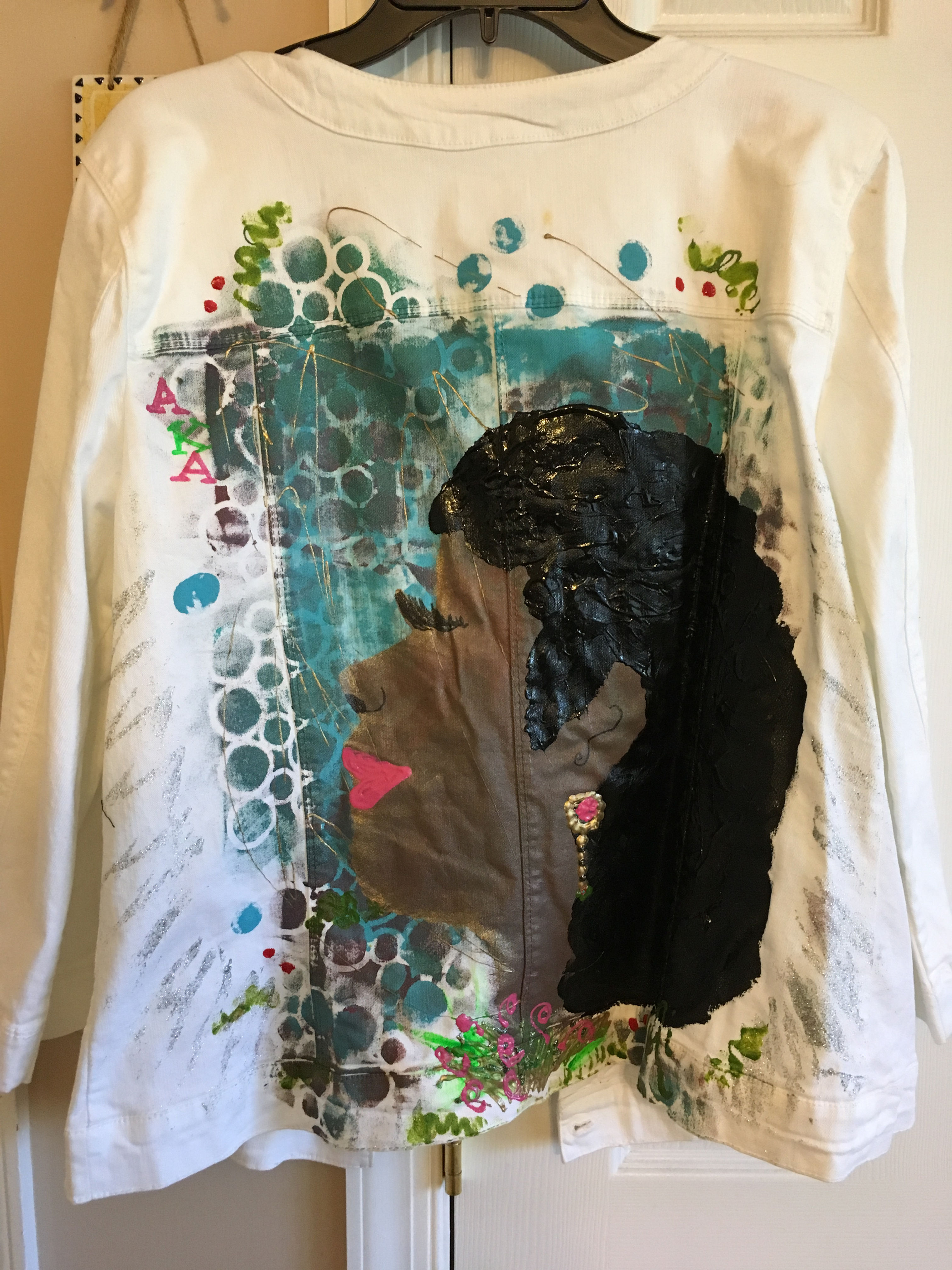 Faces in any shade jacket 