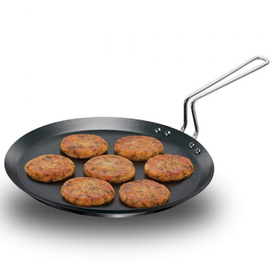 HAWKINS FUTURA NON STICK FLAT TAWA INDUCTION BASE, 30 CM, 4.88 MM -INFT30