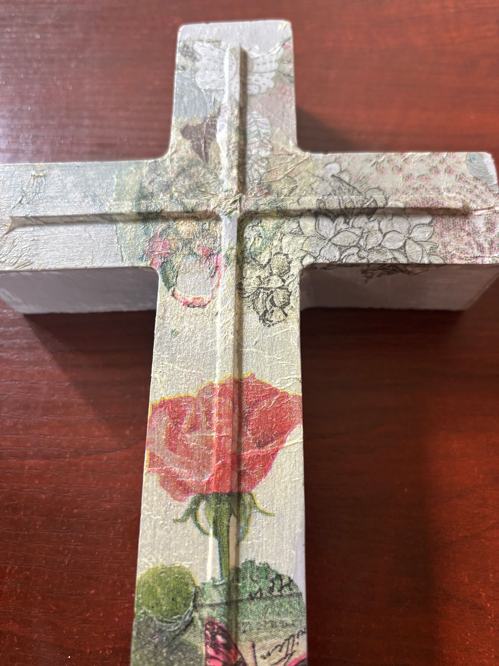 Thumbnail: Vintage Cement Cross