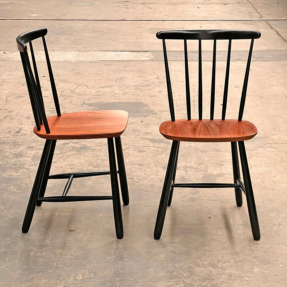 Thumbnail: 4 chaises scandinaves en teck