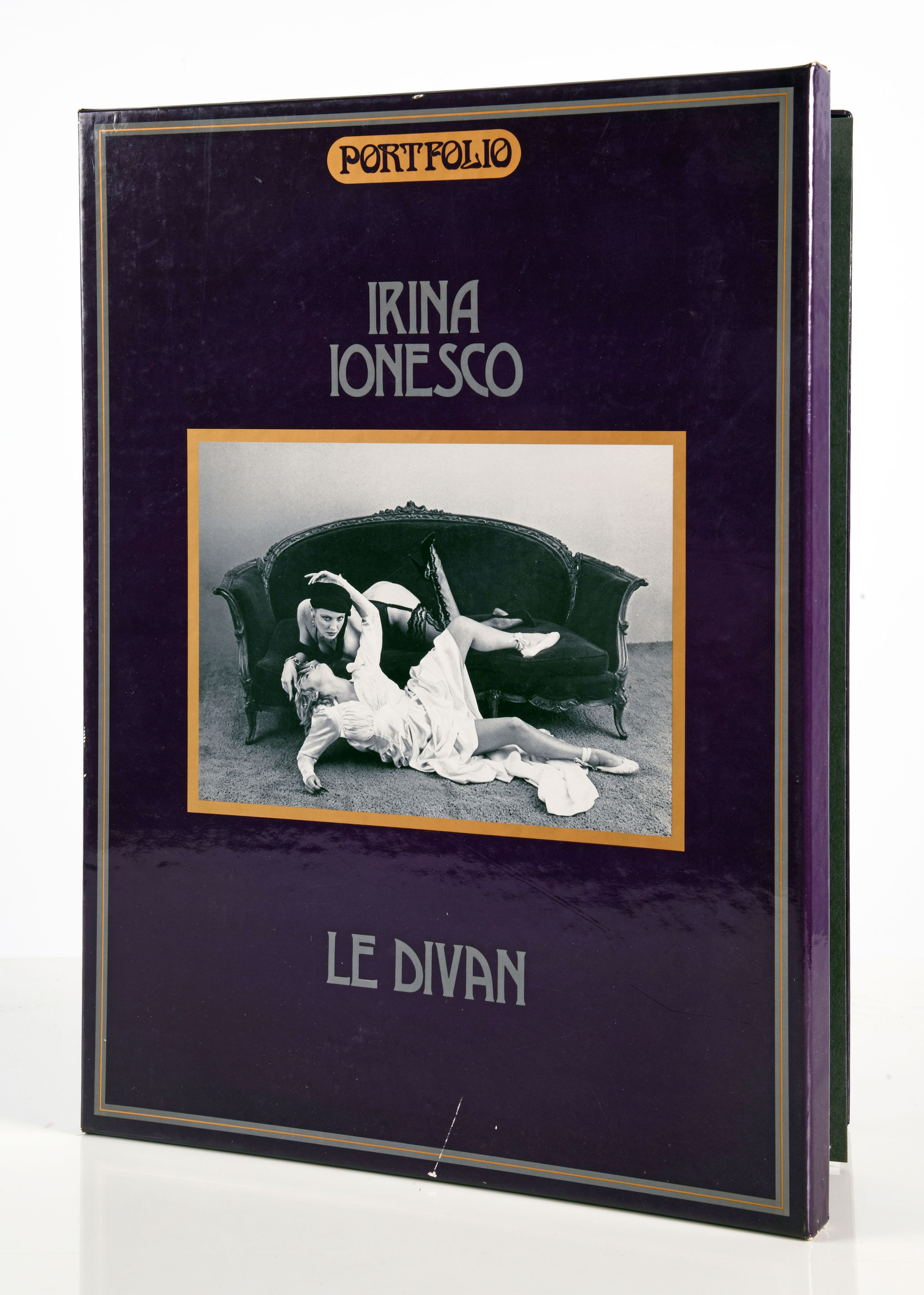 Portfolio Le divan par Irina Ionesco