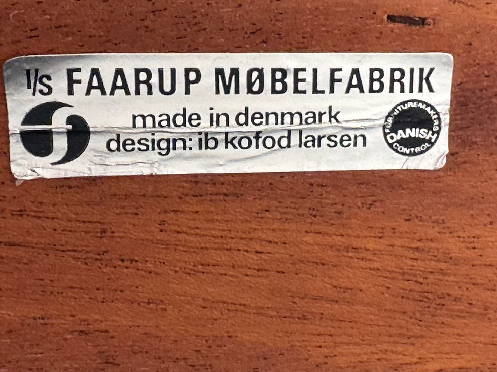 Thumbnail: Bibliothèque palissandre Ib Kofod Larsen