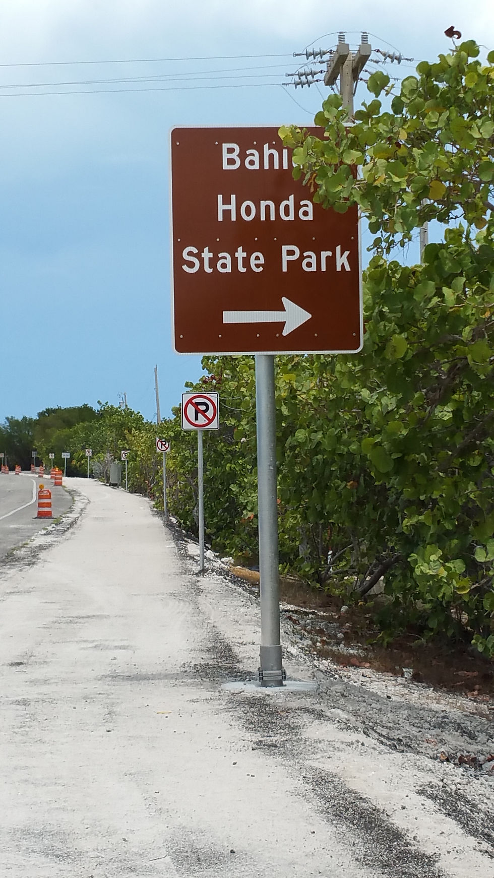 TRAFFIC SIGNS, MIAMI
