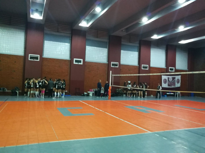 BUEN DEBUT Y NOCHE DE LOBAS