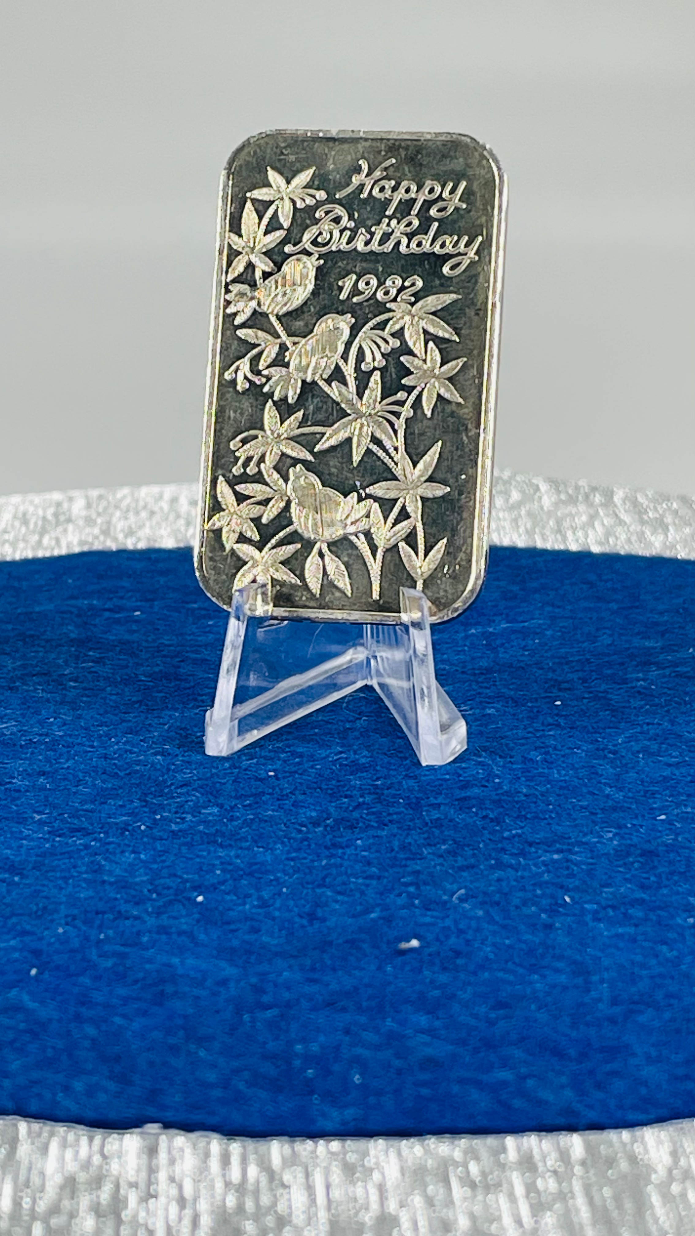 Happy Birthday 1982 Bar