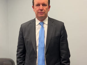 Senator Chris Murphy Endorses Dave Bindelglass, Nick D'Addario, and the Entire Dem Slate in Easton