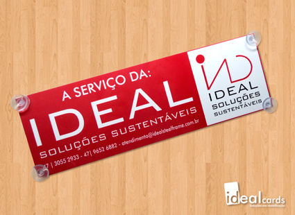 Placa para fixação no vidro do carro
