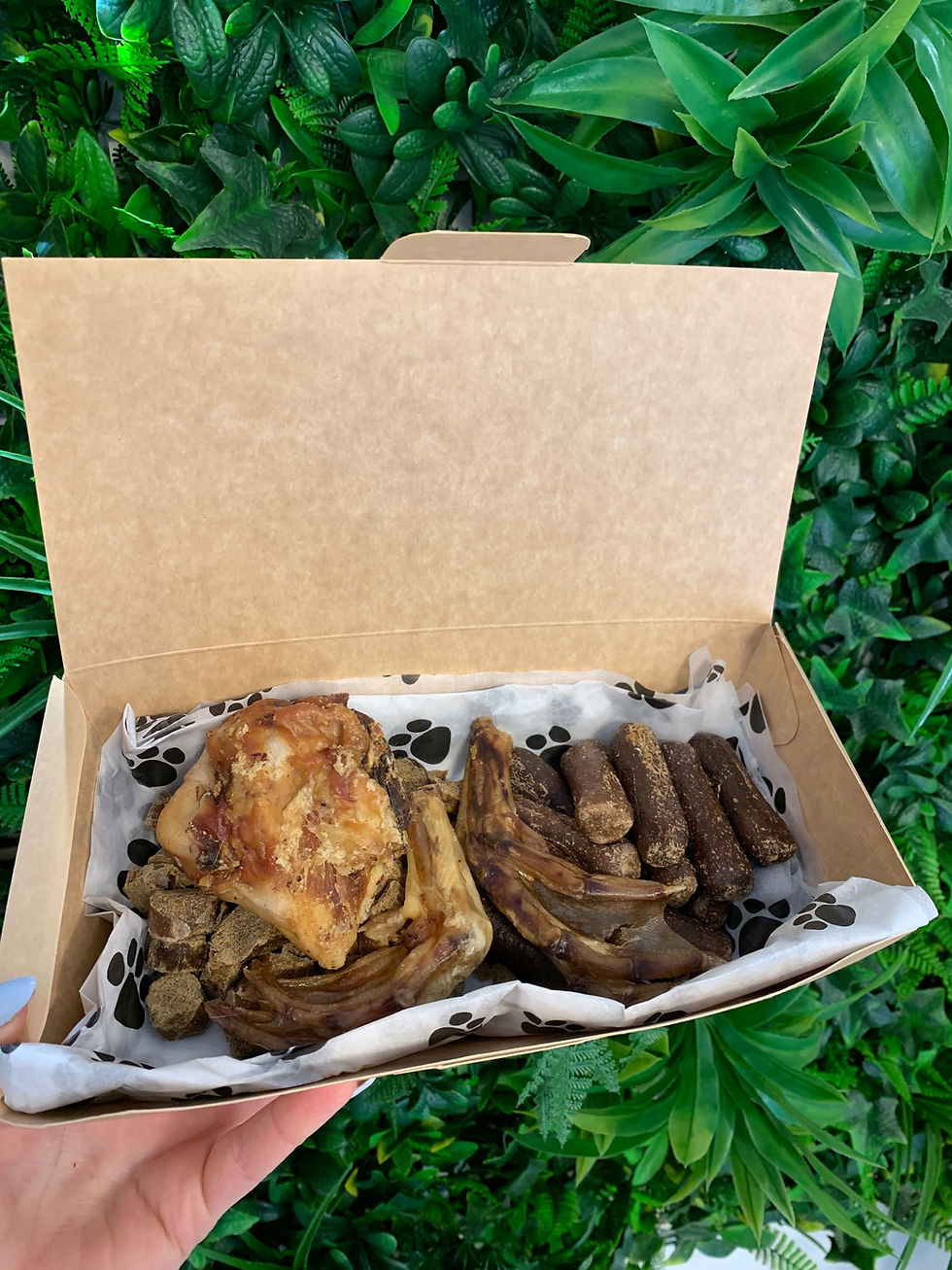 Thumbnail: Pluto's Deli Bar - Midsize Mix