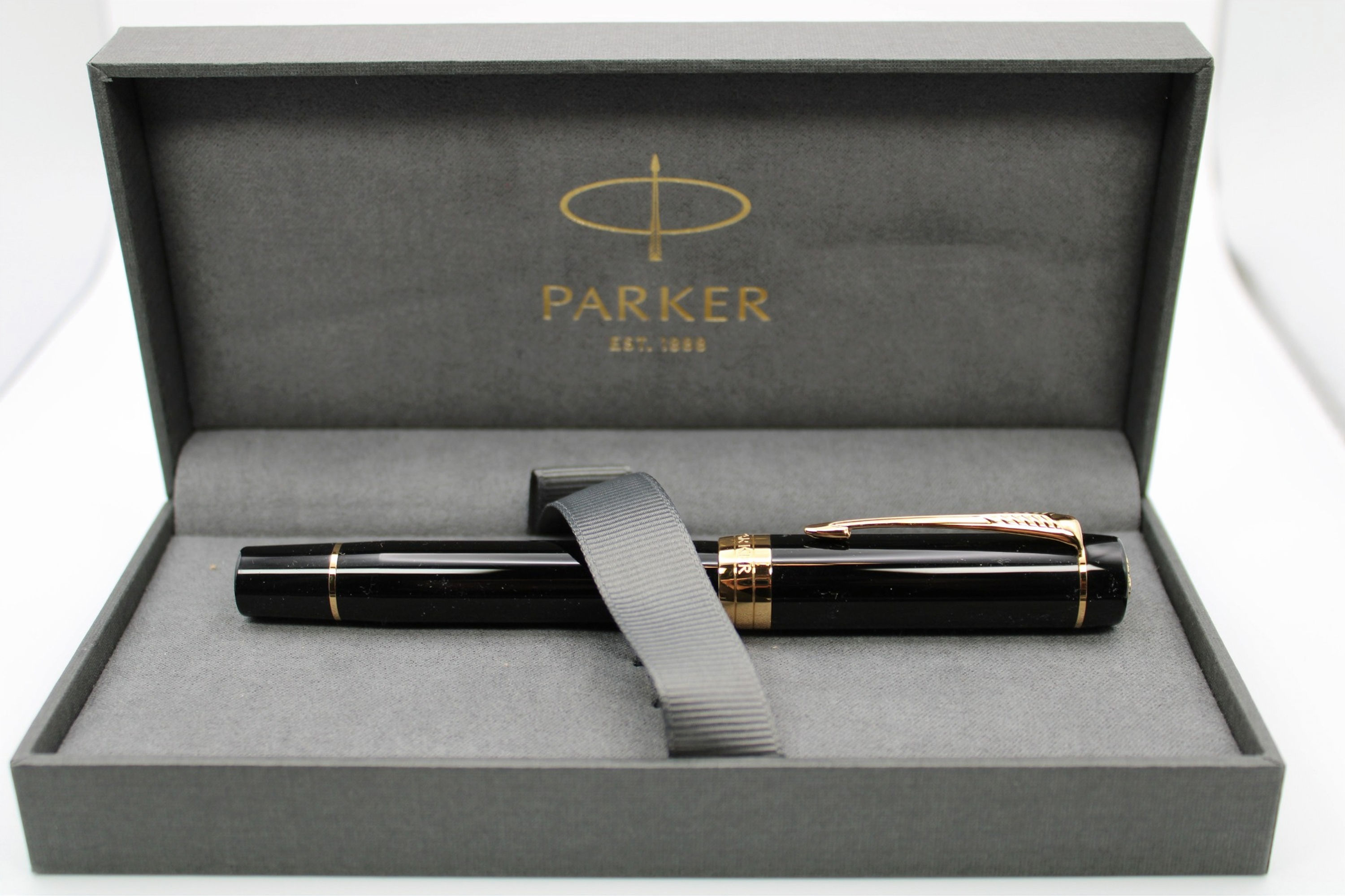 Parker Duofold Classic Black Centennial GT Fountain Pen (1931382)