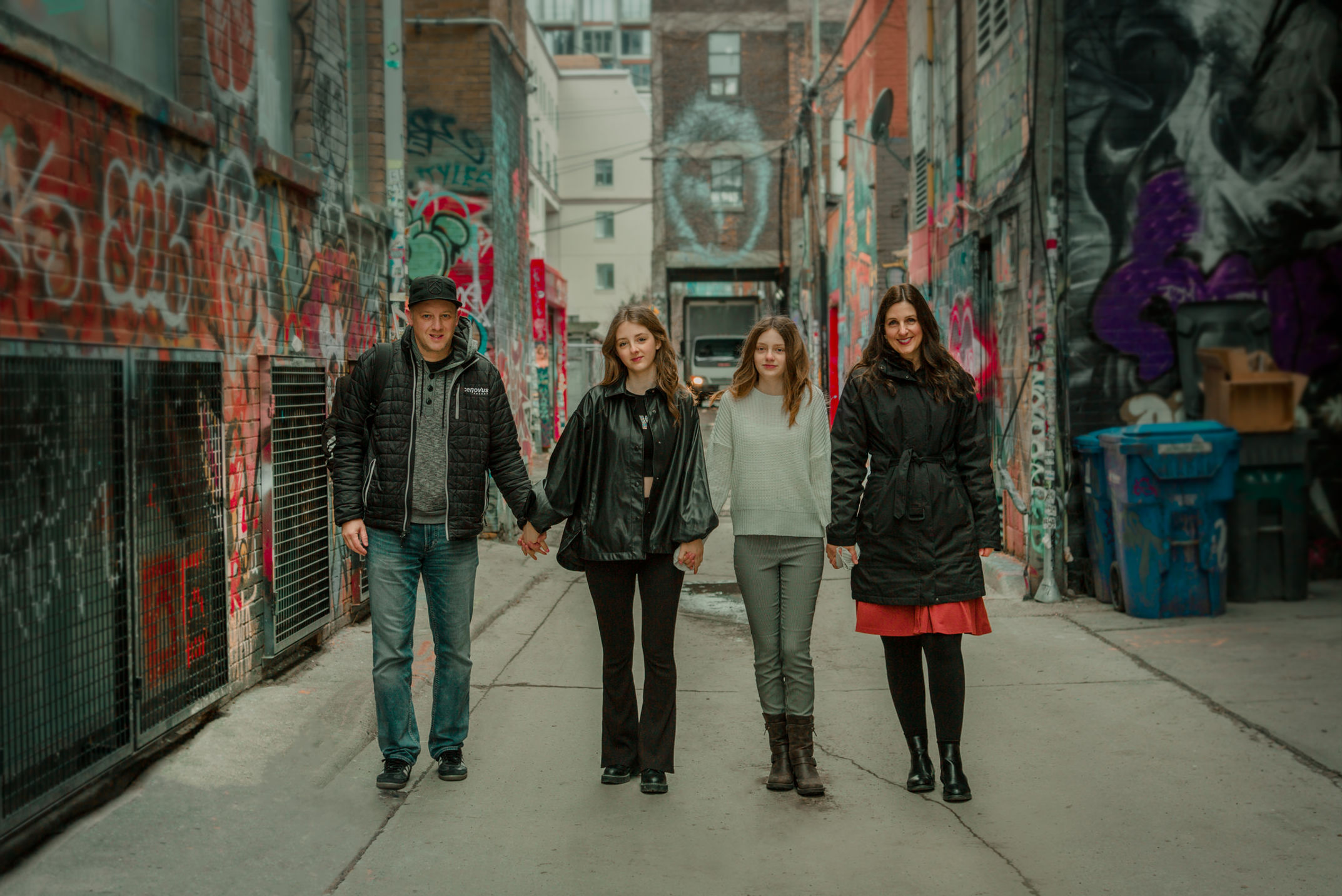 family photo shoot with daughters, Toronto
