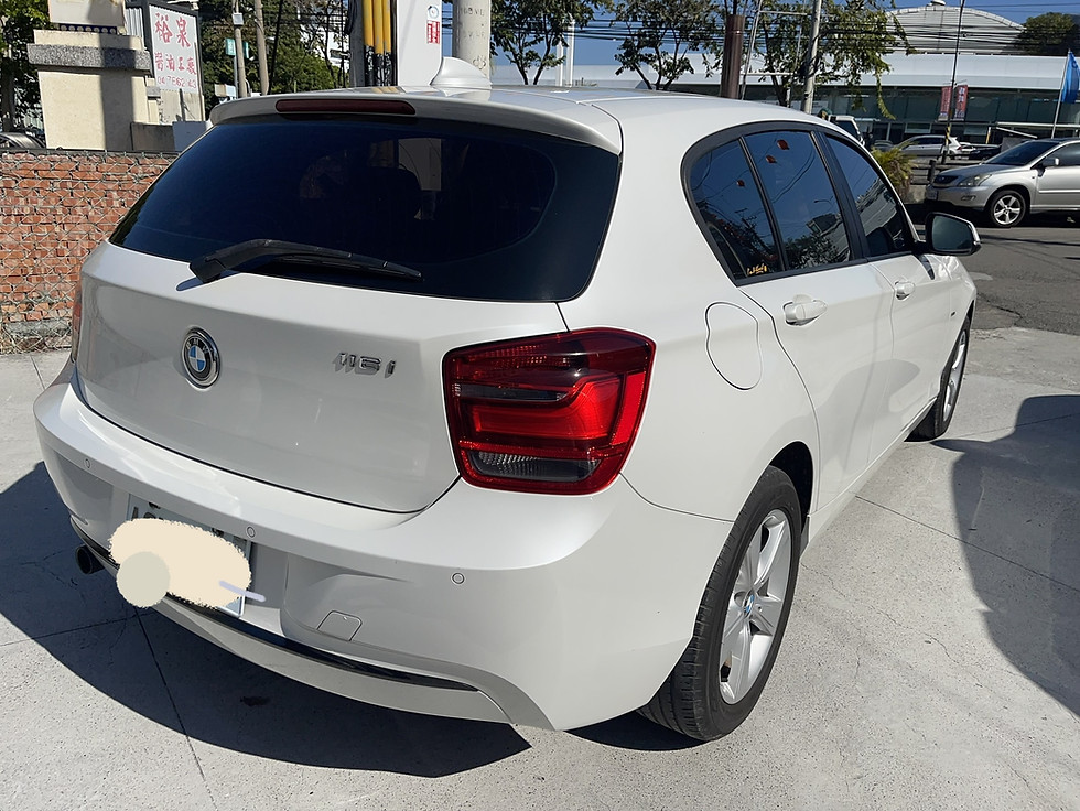 縮圖：BMW116i