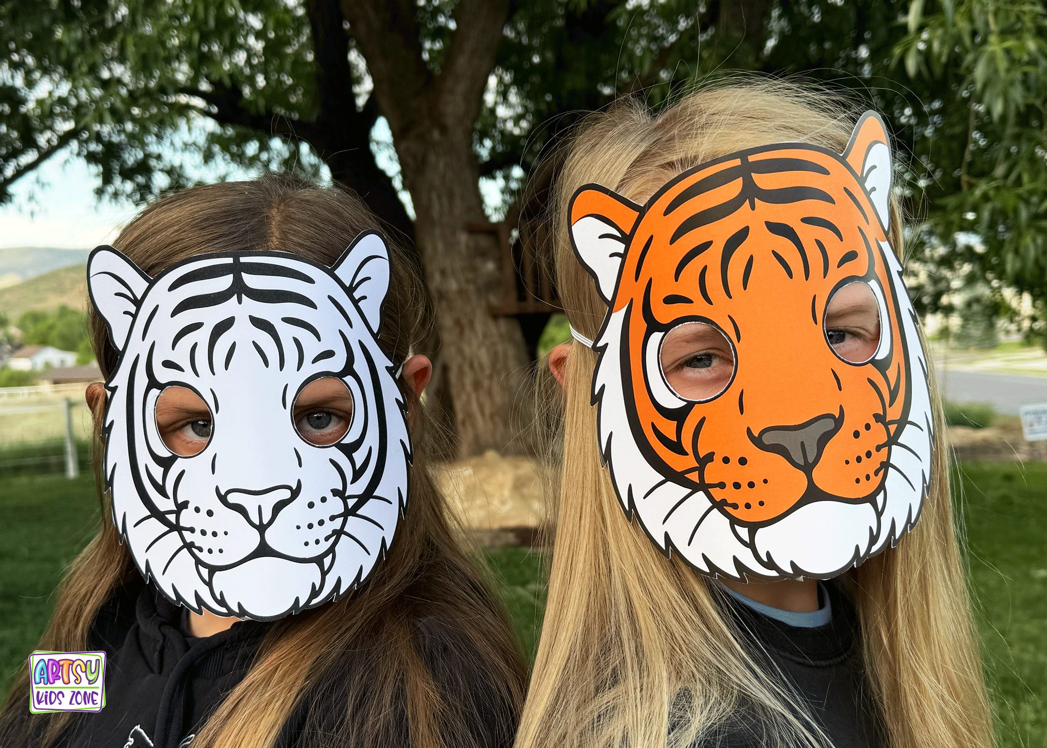 Diy tiger paper mask.