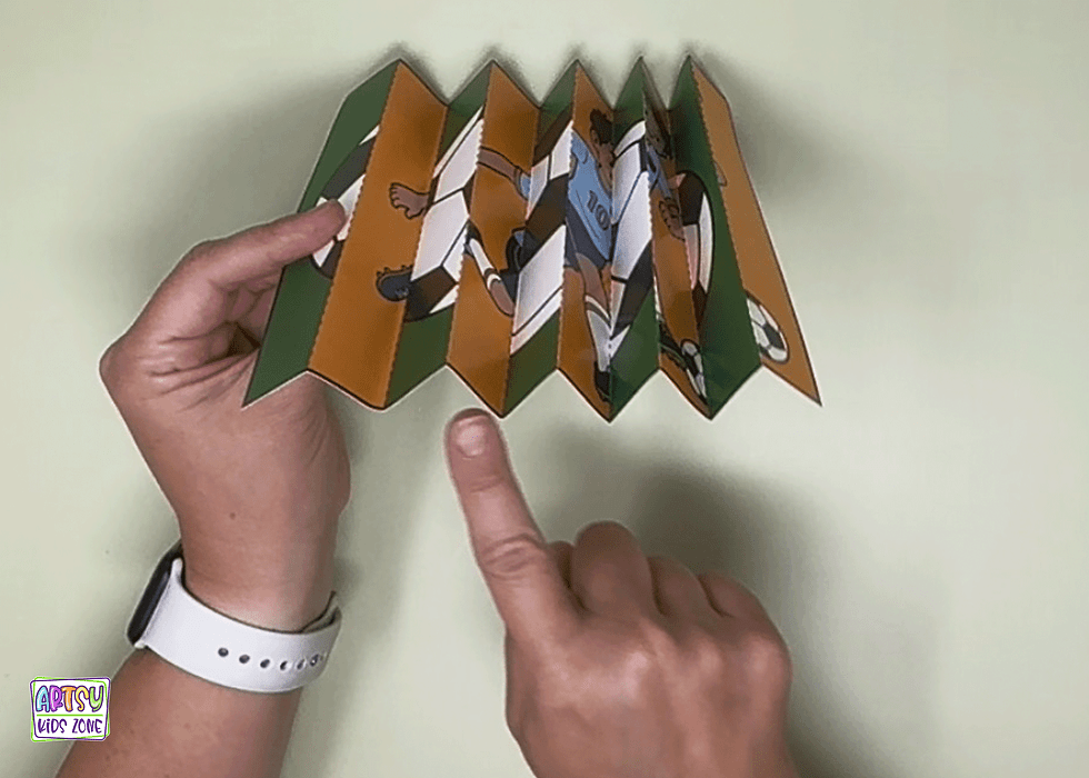 Fold your Agamograph along the dotted lines, creating an accordion-style pleat.