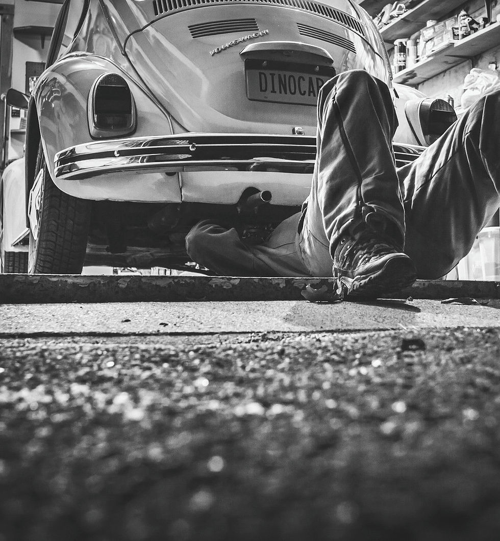 Lux Auto Studio - Retro Mechanical Service
