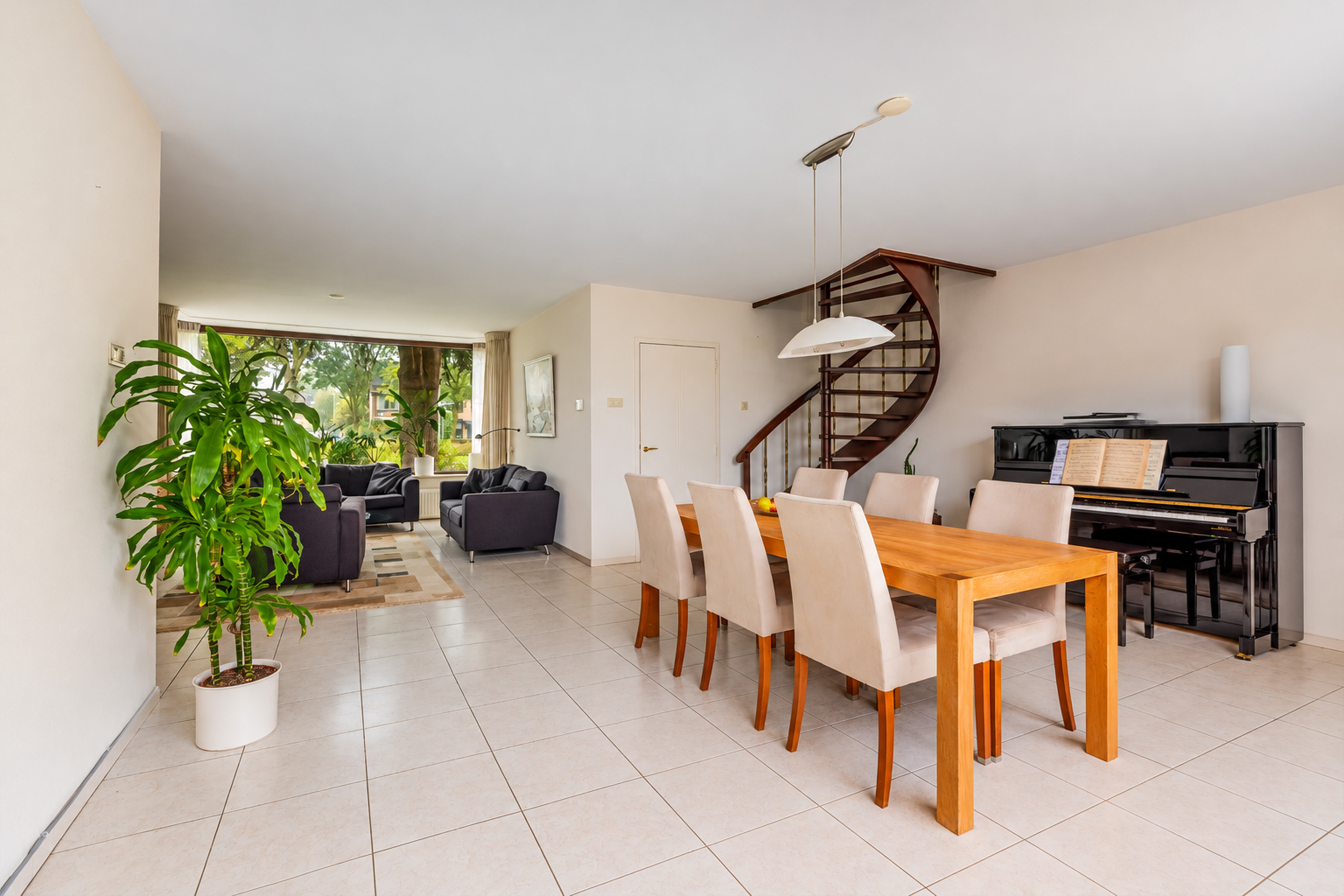 Tussenwoning te koop: Vossenschanslaan 120, Woerden