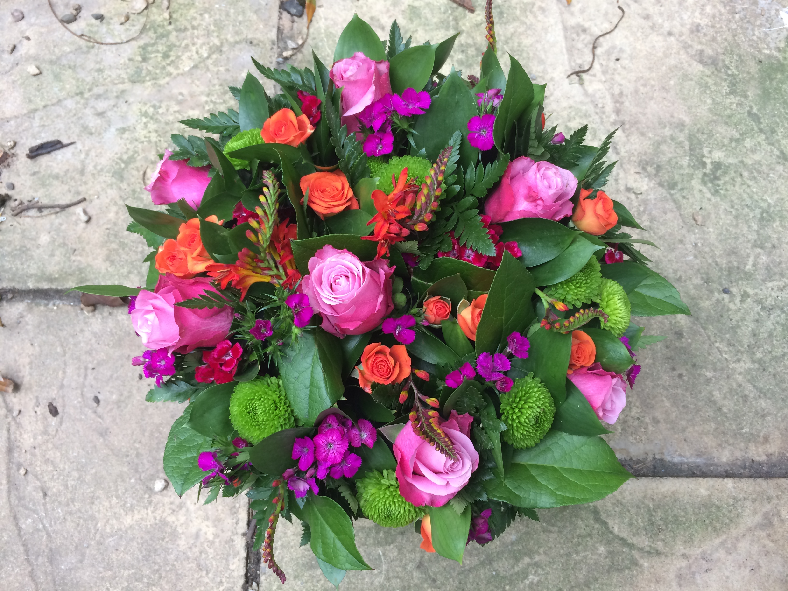Vibrant posy arrangment.